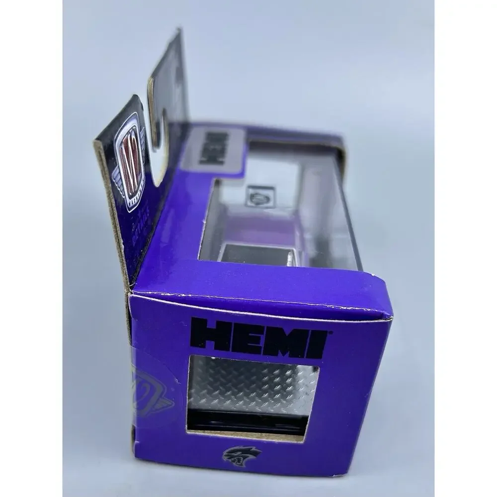 M2 Machines 1966 DODGE Charger HEMI S104 21-129 Purple 1:64 Diecast NIP